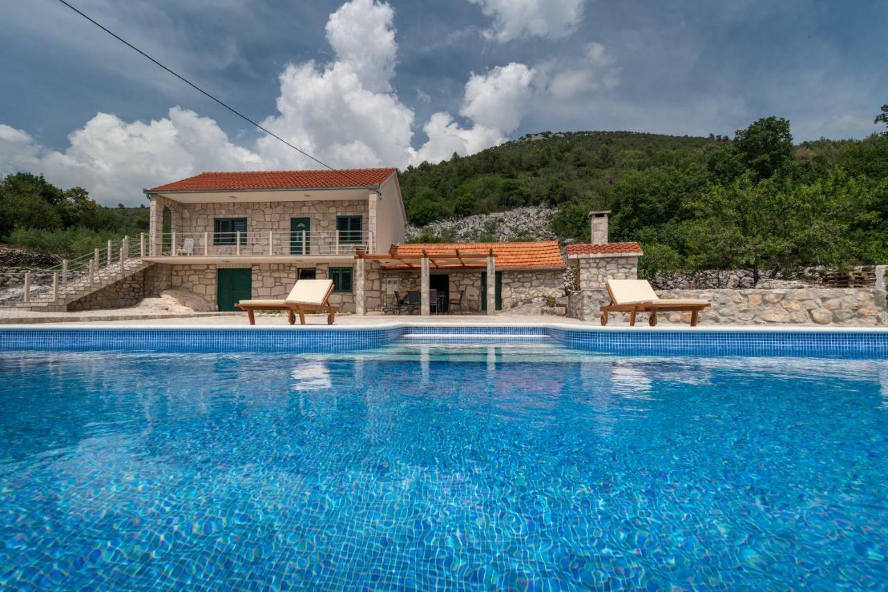 Villa Zuza Bristivica Zewnętrze zdjęcie