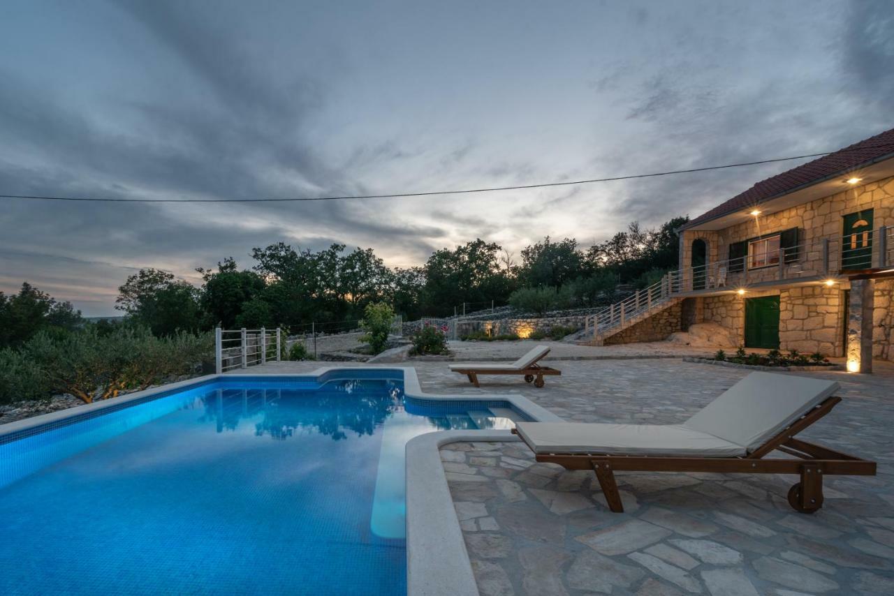 Villa Zuza Bristivica Zewnętrze zdjęcie