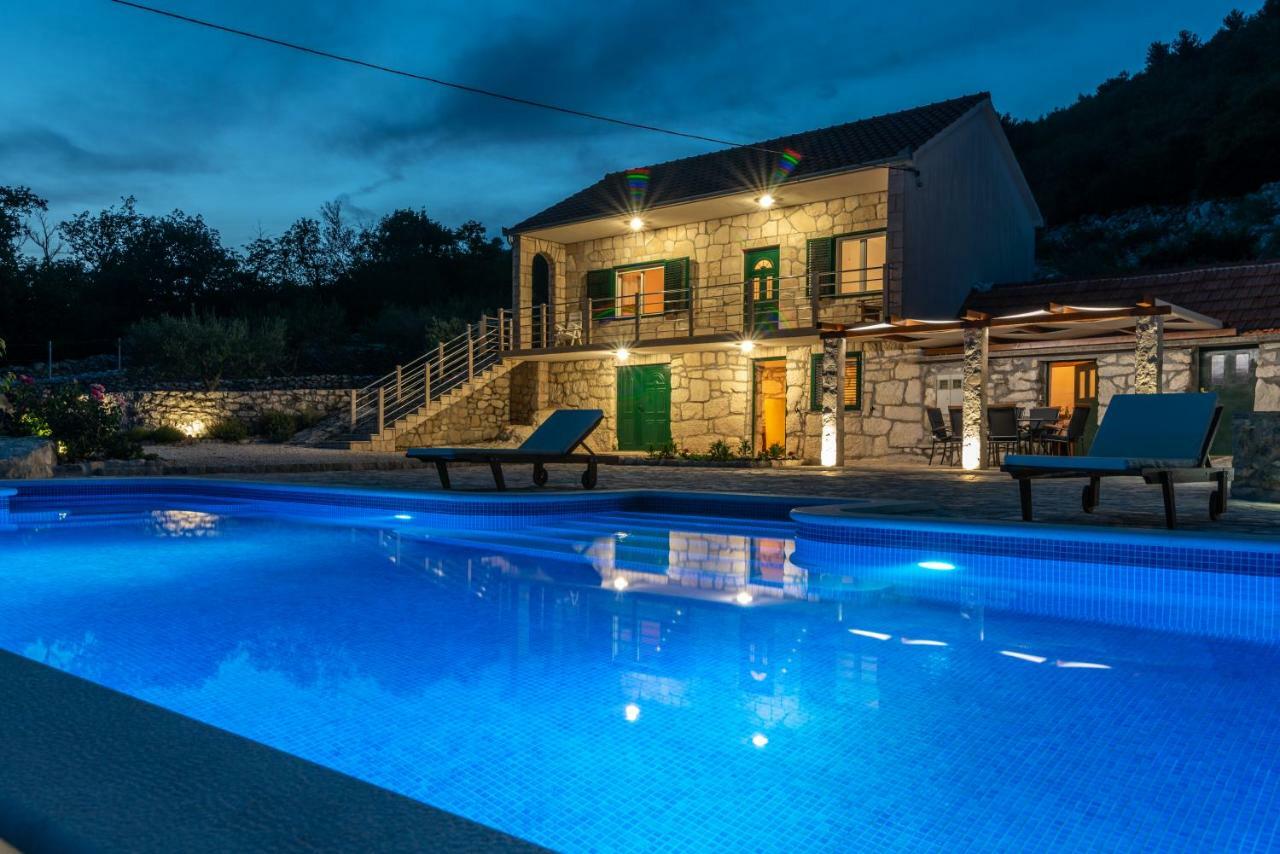 Villa Zuza Bristivica Zewnętrze zdjęcie