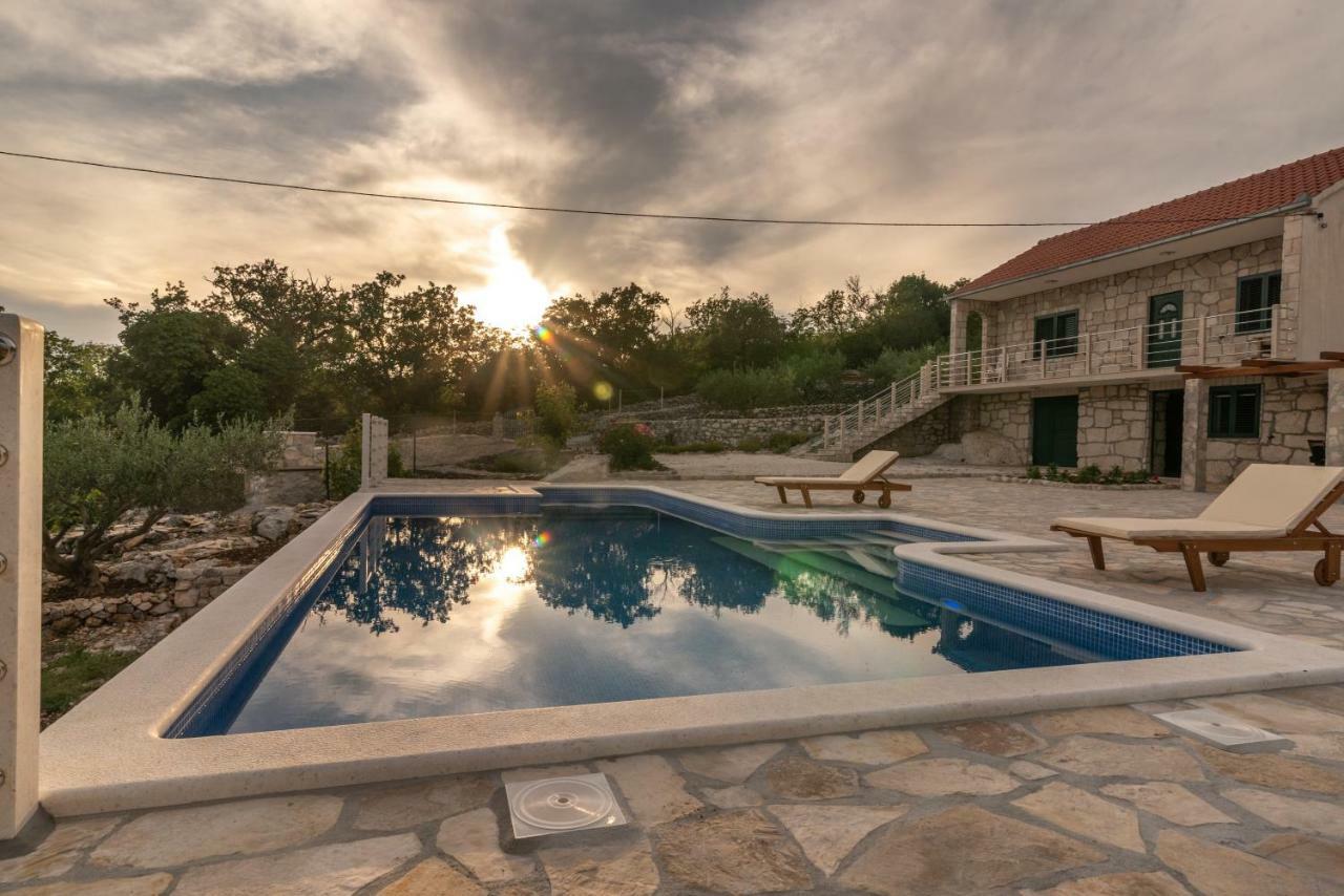 Villa Zuza Bristivica Zewnętrze zdjęcie